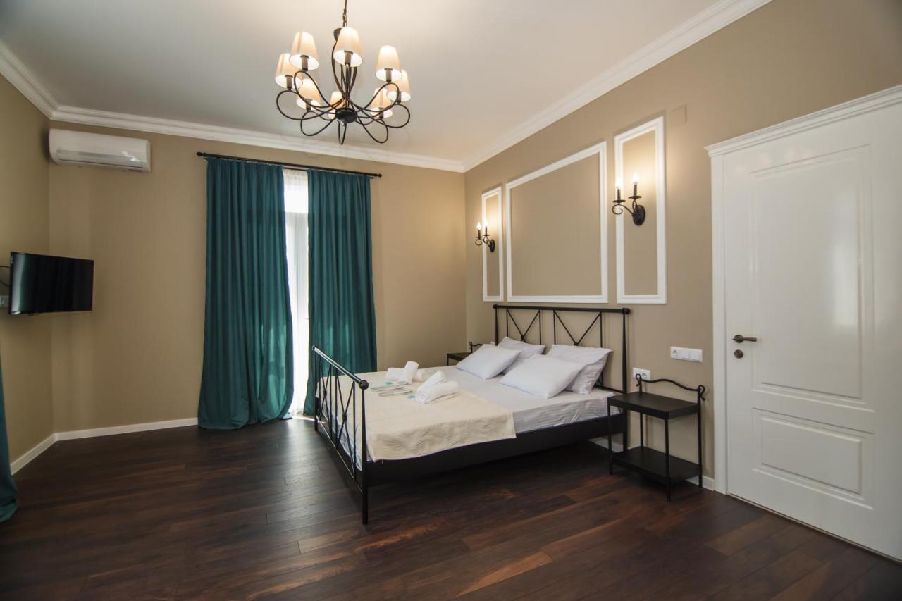 #Home-11 Batumi Ngoại thất bức ảnh