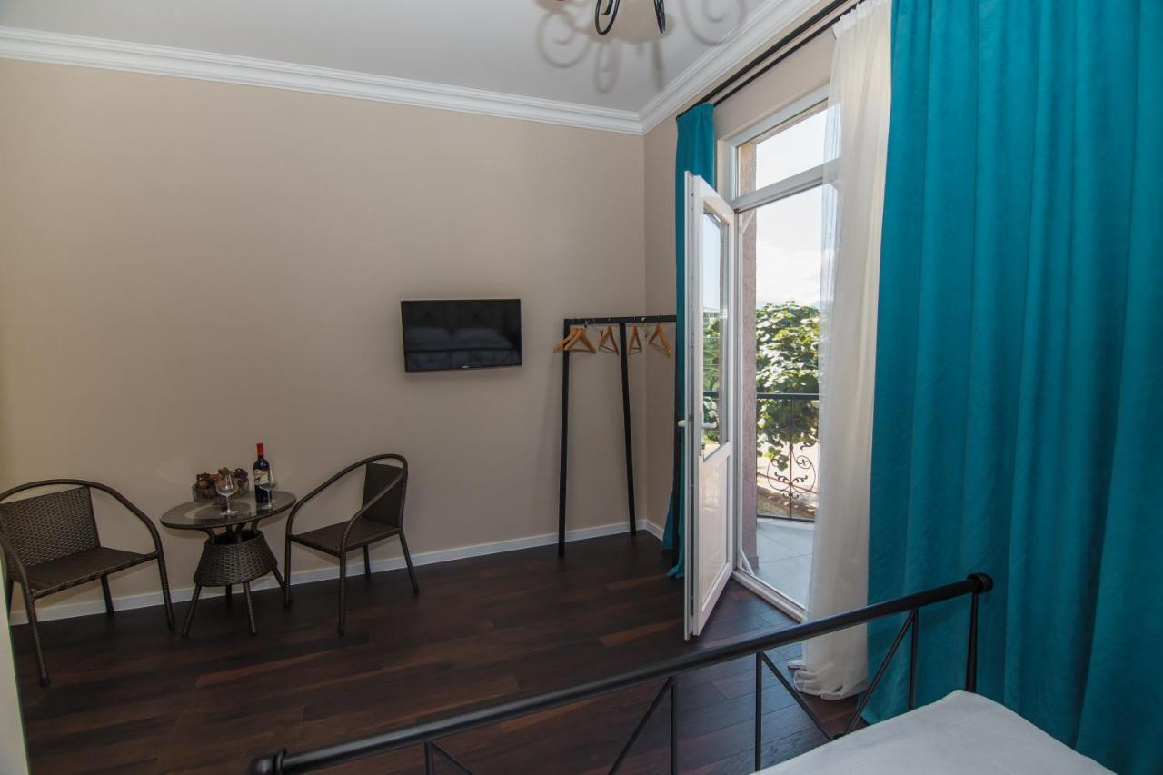 #Home-11 Batumi Ngoại thất bức ảnh