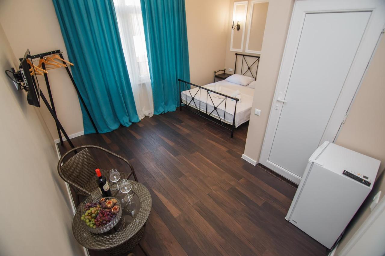 #Home-11 Batumi Ngoại thất bức ảnh