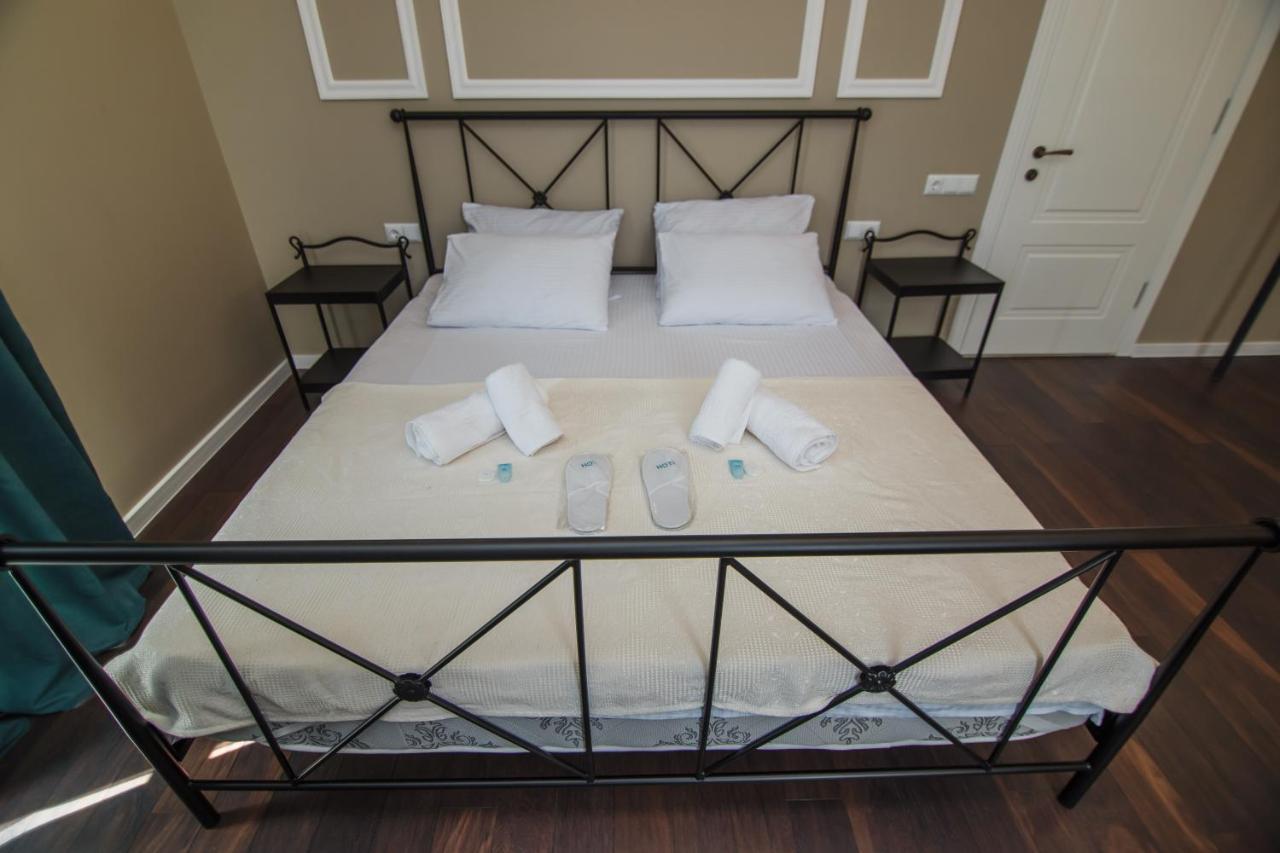 #Home-11 Batumi Ngoại thất bức ảnh