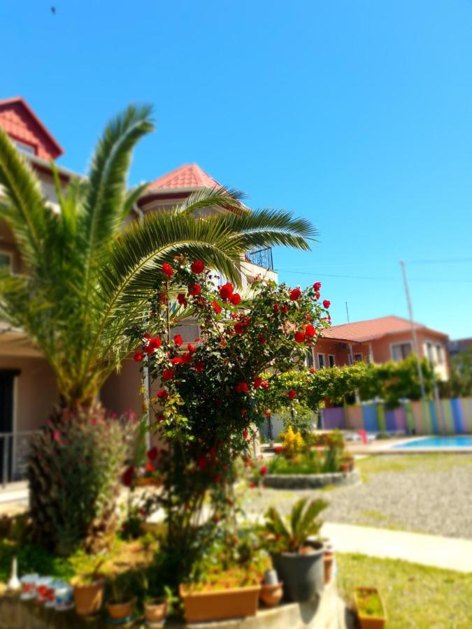 #Home-11 Batumi Ngoại thất bức ảnh