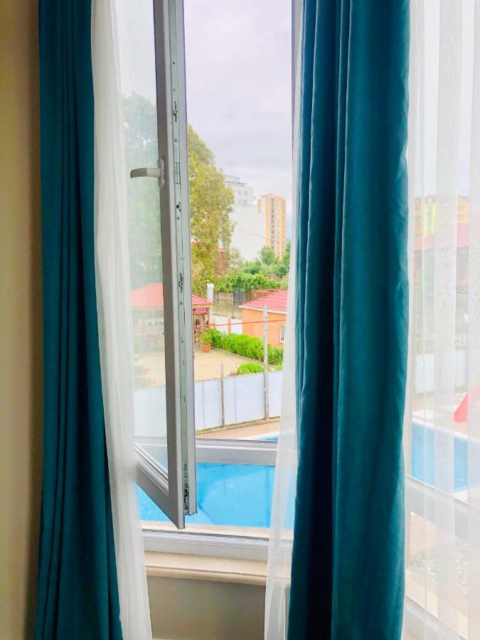 #Home-11 Batumi Ngoại thất bức ảnh