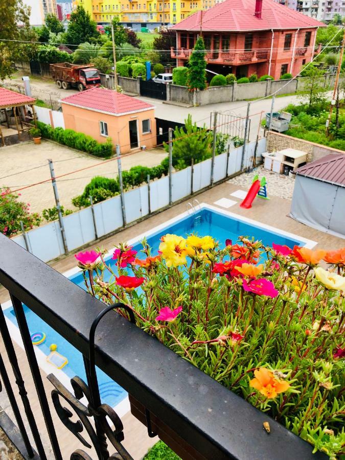 #Home-11 Batumi Ngoại thất bức ảnh
